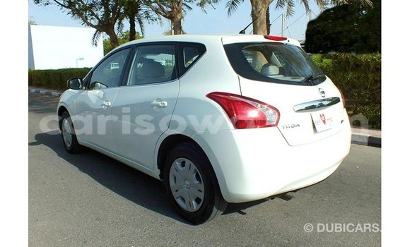 Sayi Imported Nissan Tiida White Mota in Import - Dubai a Benin Sayi Imported Nissan Tiida White Mota in Import - Dubai a Benin
