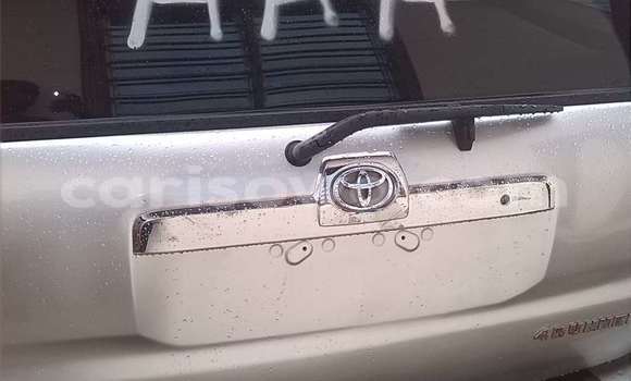 Sayi Na hannu Toyota 4Runner Azurfa Mota in Porto Novo a Benin Sayi Na hannu Toyota 4Runner Azurfa Mota in Porto Novo a Benin