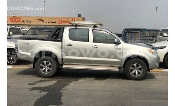Sayi Imported Toyota Hilux Sauran Mota in Import - Dubai a Benin Sayi Imported Toyota Hilux Sauran Mota in Import - Dubai a Benin