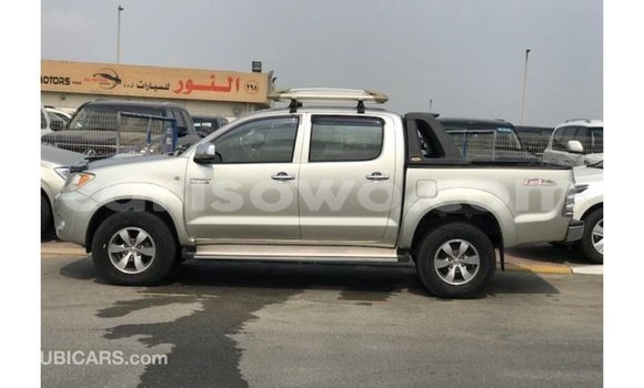 Sayi Imported Toyota Hilux Sauran Mota in Import - Dubai a Benin Sayi Imported Toyota Hilux Sauran Mota in Import - Dubai a Benin