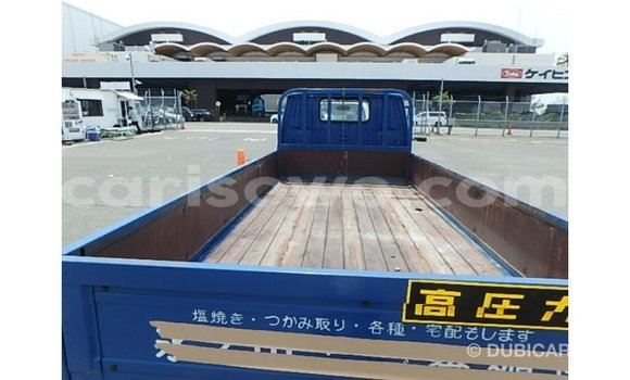 Acheter Import Utilitaire Toyota HiAce Bleu à Import - Dubai, Benin Acheter Import Utilitaire Toyota HiAce Bleu à Import - Dubai, Benin