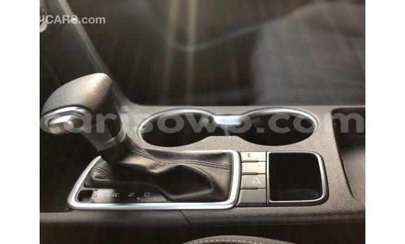 Acheter Import Voiture Kia Sportage Autre à Import - Dubai, Benin Acheter Import Voiture Kia Sportage Autre à Import - Dubai, Benin