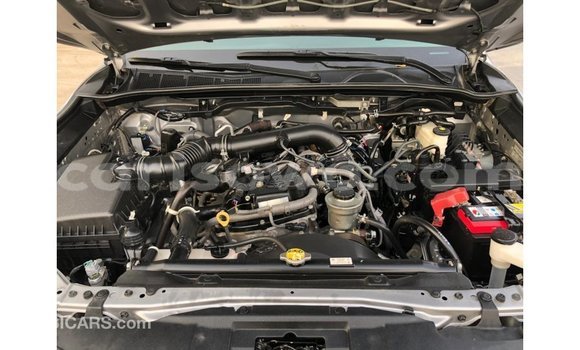 Acheter Import Voiture Toyota Fortuner Autre à Import - Dubai, Benin Acheter Import Voiture Toyota Fortuner Autre à Import - Dubai, Benin