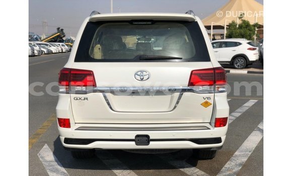 Buy Import Toyota Land Cruiser White Car in Import - Dubai in Benign Buy Import Toyota Land Cruiser White Car in Import - Dubai in Benign