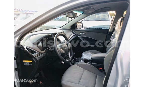 Buy Import Hyundai Santa Fe Other Car in Import - Dubai in Benign Buy Import Hyundai Santa Fe Other Car in Import - Dubai in Benign