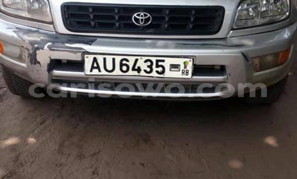 Acheter Occasion Voiture Toyota RAV4 Gris à Savalou, Benin Acheter Occasion Voiture Toyota RAV4 Gris à Savalou, Benin