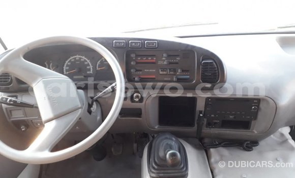 Ra Imported Toyota Coaster funfun Ọkọ̀ akẹ́rù ńlá in Import - Dubai ni Benin Ra Imported Toyota Coaster funfun Ọkọ̀ akẹ́rù ńlá in Import - Dubai ni Benin
