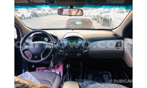 Acheter Import Voiture Hyundai Tucson Bleu à Import - Dubai, Benin Acheter Import Voiture Hyundai Tucson Bleu à Import - Dubai, Benin