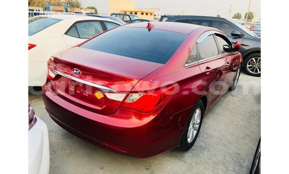 Acheter Import Voiture Hyundai Sonata Rouge à Import - Dubai, Benin Acheter Import Voiture Hyundai Sonata Rouge à Import - Dubai, Benin