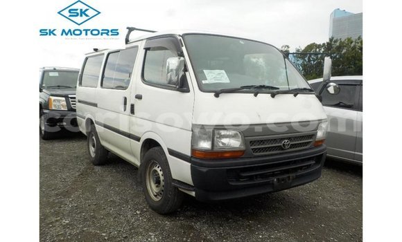 Acheter Import Voiture Toyota Hiace Blanc à Import - Dubai, Benin