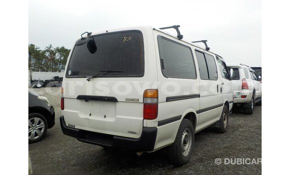 Acheter Import Voiture Toyota Hiace Blanc à Import - Dubai, Benin Acheter Import Voiture Toyota Hiace Blanc à Import - Dubai, Benin