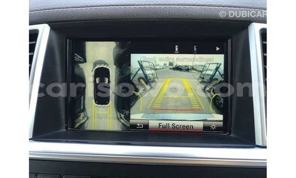 Acheter Import Voiture Mercedes-Benz 190 Blanc à Import - Dubai, Benin Acheter Import Voiture Mercedes-Benz 190 Blanc à Import - Dubai, Benin