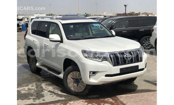 Sayi Imported Toyota Prado White Mota in Import - Dubai a Benin Sayi Imported Toyota Prado White Mota in Import - Dubai a Benin