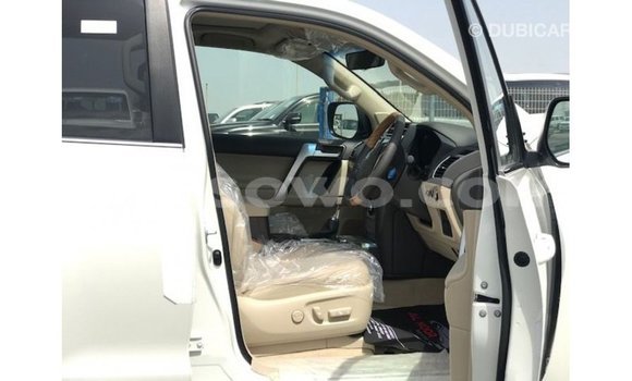 Sayi Imported Toyota Prado White Mota in Import - Dubai a Benin Sayi Imported Toyota Prado White Mota in Import - Dubai a Benin