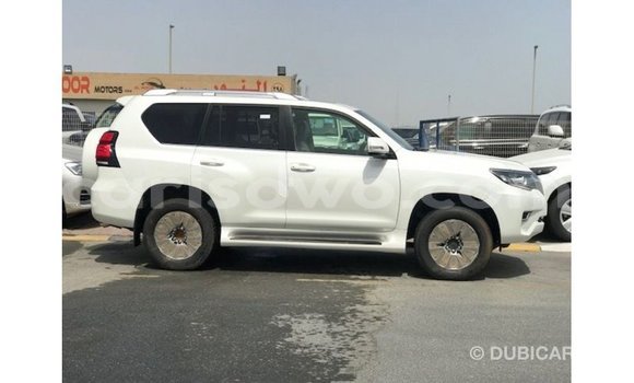 Sayi Imported Toyota Prado White Mota in Import - Dubai a Benin Sayi Imported Toyota Prado White Mota in Import - Dubai a Benin