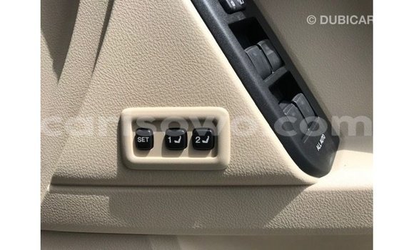 Sayi Imported Toyota Prado White Mota in Import - Dubai a Benin Sayi Imported Toyota Prado White Mota in Import - Dubai a Benin