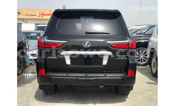 Acheter Import Voiture Lexus LX Noir à Import - Dubai, Benin Acheter Import Voiture Lexus LX Noir à Import - Dubai, Benin