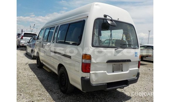 Sayi Imported Toyota Hiace White Mota in Import - Dubai a Benin Sayi Imported Toyota Hiace White Mota in Import - Dubai a Benin