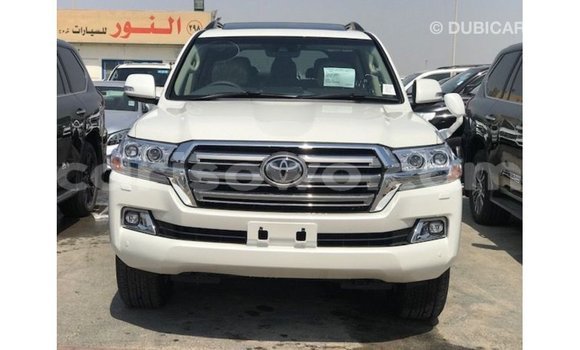 Buy Import Toyota Land Cruiser White Car in Import - Dubai in Benign Buy Import Toyota Land Cruiser White Car in Import - Dubai in Benign