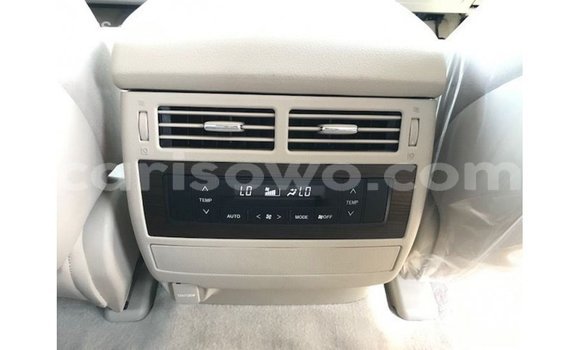 Buy Import Toyota Land Cruiser White Car in Import - Dubai in Benign Buy Import Toyota Land Cruiser White Car in Import - Dubai in Benign