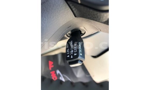 Buy Import Toyota Land Cruiser White Car in Import - Dubai in Benign Buy Import Toyota Land Cruiser White Car in Import - Dubai in Benign