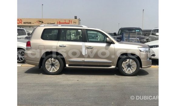 Ra Imported Toyota Land Cruiser Miiran Ọkọ̀ in Import - Dubai ni Benin Ra Imported Toyota Land Cruiser Miiran Ọkọ̀ in Import - Dubai ni Benin