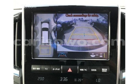 Buy Import Toyota Land Cruiser White Car in Import - Dubai in Benign Buy Import Toyota Land Cruiser White Car in Import - Dubai in Benign