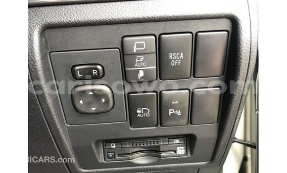 Buy Import Toyota Land Cruiser White Car in Import - Dubai in Benign Buy Import Toyota Land Cruiser White Car in Import - Dubai in Benign