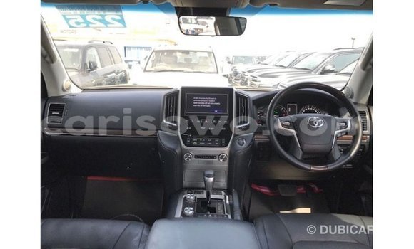 Buy Import Toyota Land Cruiser White Car in Import - Dubai in Benign Buy Import Toyota Land Cruiser White Car in Import - Dubai in Benign