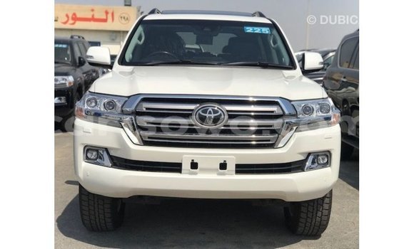 Buy Import Toyota Land Cruiser White Car in Import - Dubai in Benign Buy Import Toyota Land Cruiser White Car in Import - Dubai in Benign