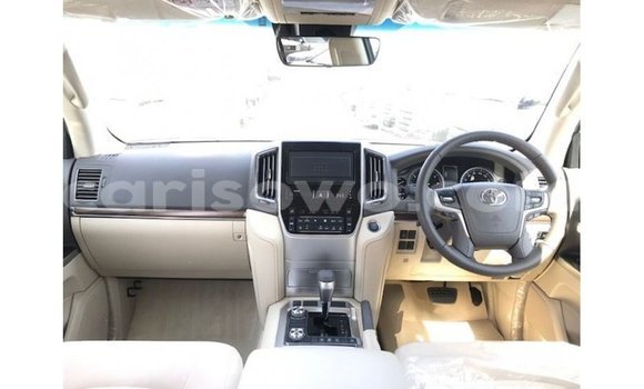 Buy Import Toyota Land Cruiser White Car in Import - Dubai in Benign Buy Import Toyota Land Cruiser White Car in Import - Dubai in Benign