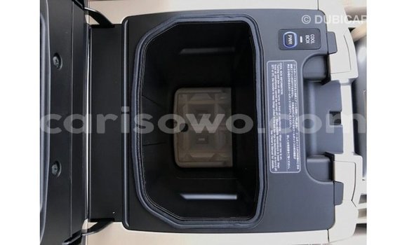 Buy Import Toyota Land Cruiser White Car in Import - Dubai in Benign Buy Import Toyota Land Cruiser White Car in Import - Dubai in Benign