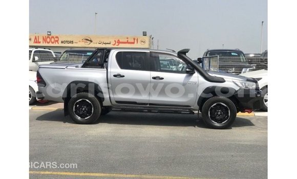Ra Imported Toyota Hilux Miiran Ọkọ̀ in Import - Dubai ni Benin Ra Imported Toyota Hilux Miiran Ọkọ̀ in Import - Dubai ni Benin