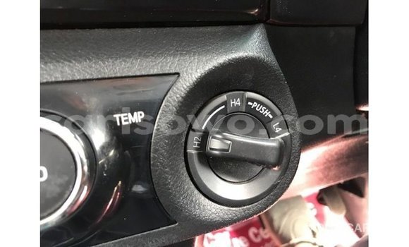 Ra Imported Toyota Hilux Miiran Ọkọ̀ in Import - Dubai ni Benin Ra Imported Toyota Hilux Miiran Ọkọ̀ in Import - Dubai ni Benin