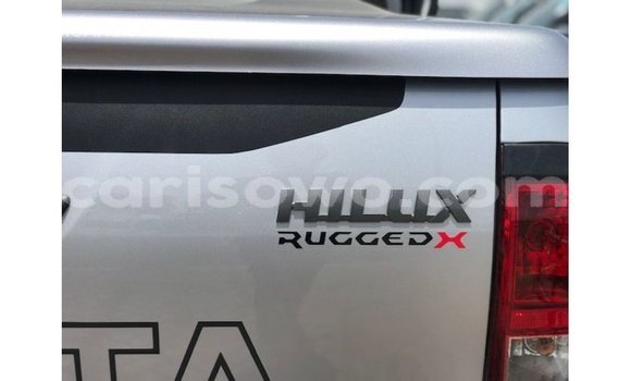 Ra Imported Toyota Hilux Miiran Ọkọ̀ in Import - Dubai ni Benin Ra Imported Toyota Hilux Miiran Ọkọ̀ in Import - Dubai ni Benin