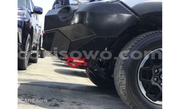 Ra Imported Toyota Hilux Miiran Ọkọ̀ in Import - Dubai ni Benin Ra Imported Toyota Hilux Miiran Ọkọ̀ in Import - Dubai ni Benin