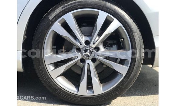 Acheter Import Voiture Mercedes-Benz 200 Autre à Import - Dubai, Benin Acheter Import Voiture Mercedes-Benz 200 Autre à Import - Dubai, Benin