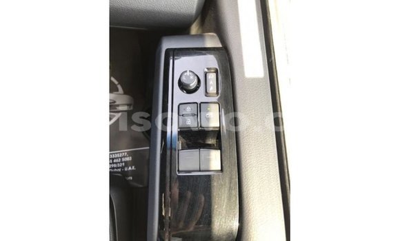 Buy Import Toyota Granvia White Car in Import - Dubai in Benign Buy Import Toyota Granvia White Car in Import - Dubai in Benign