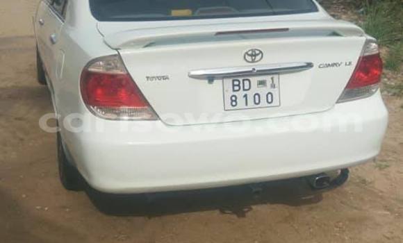 Acheter Occasion Voiture Toyota Camry Blanc à Savalou au Benin Acheter Occasion Voiture Toyota Camry Blanc à Savalou au Benin
