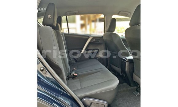 Sayi Imported Toyota HiAce Sauran Babbar mota in Import - Dubai a Benin Sayi Imported Toyota HiAce Sauran Babbar mota in Import - Dubai a Benin