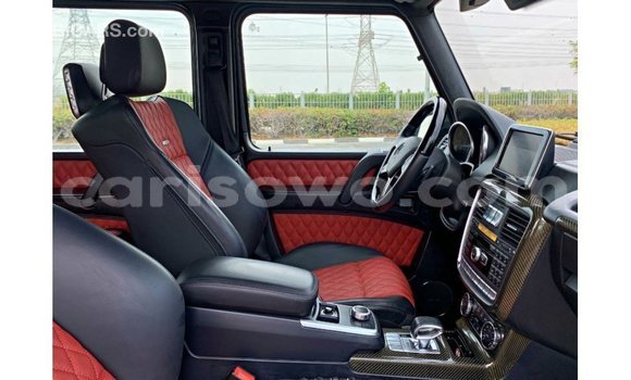 Sayi Imported Mercedes-Benz 190 Black Mota in Import - Dubai a Benin Sayi Imported Mercedes-Benz 190 Black Mota in Import - Dubai a Benin