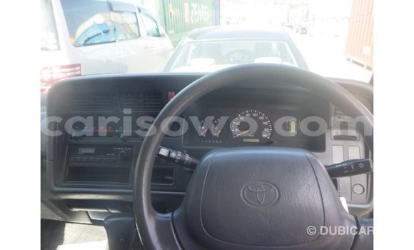 Sayi Imported Toyota Hiace White Mota in Import - Dubai a Benin Sayi Imported Toyota Hiace White Mota in Import - Dubai a Benin