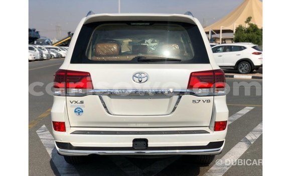 Buy Import Toyota Land Cruiser White Car in Import - Dubai in Benign Buy Import Toyota Land Cruiser White Car in Import - Dubai in Benign