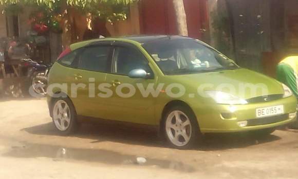 Acheter Occasion Voiture Ford Focus Vert à Cotonou au Benin Acheter Occasion Voiture Ford Focus Vert à Cotonou au Benin