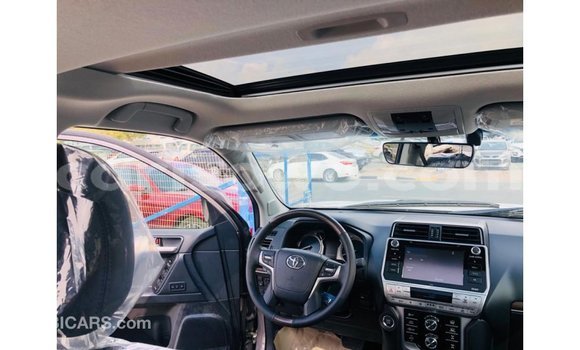 Acheter Import Voiture Toyota Prado Marron à Import - Dubai, Benin Acheter Import Voiture Toyota Prado Marron à Import - Dubai, Benin