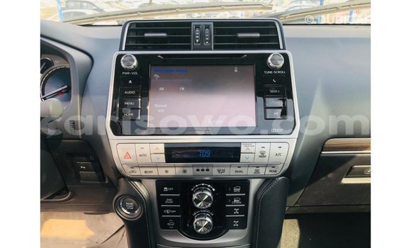 Acheter Import Voiture Toyota Prado Marron à Import - Dubai, Benin Acheter Import Voiture Toyota Prado Marron à Import - Dubai, Benin