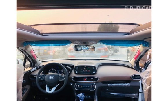 Acheter Import Voiture Hyundai Santa Fe Blanc à Import - Dubai, Benin Acheter Import Voiture Hyundai Santa Fe Blanc à Import - Dubai, Benin