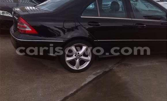 Sayi Na hannu Mercedes-Benz KOMPRESSOR Black Mota in Porto Novo a Benin Sayi Na hannu Mercedes-Benz KOMPRESSOR Black Mota in Porto Novo a Benin