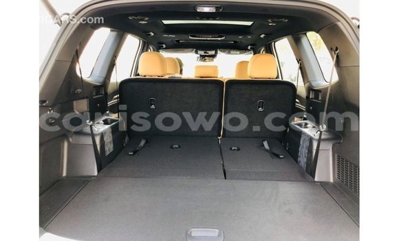 Sayi Imported Kia Carens White Mota in Import - Dubai a Benin Sayi Imported Kia Carens White Mota in Import - Dubai a Benin