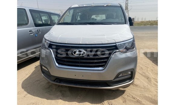 Sayi Imported Hyundai Chorus Sauran Babbar mota in Import - Dubai a Benin